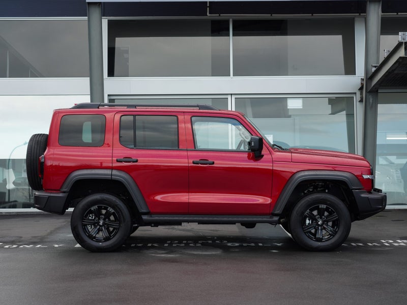 2025 GWM Tank 300 Lux 2.0P HEV 9A 5Dr SUV image 4