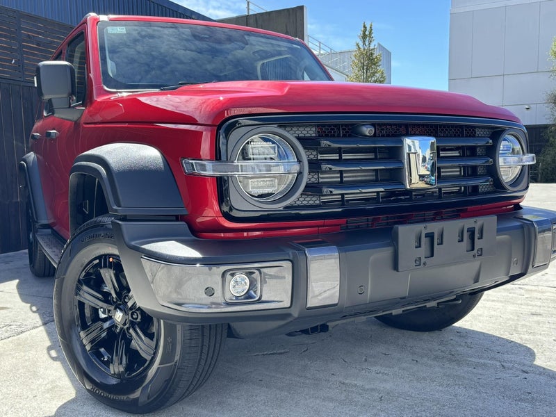 2025 GWM Tank 300 Lux HEV image 4