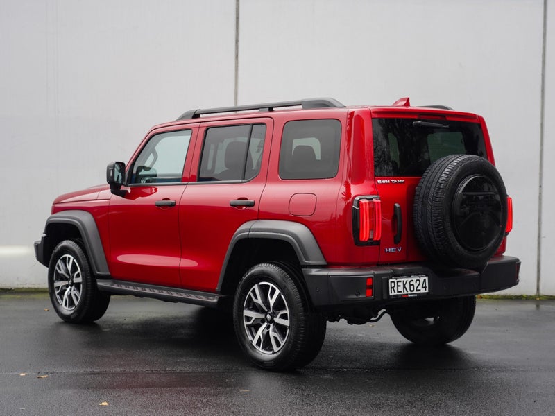 2025 GWM Tank 300 Ultra 2.0P 4WD HEV 9A 5Dr SUV image 2