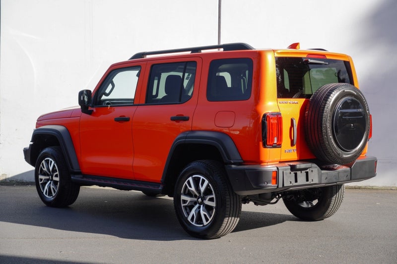 2025 GWM Tank 300 Ultra 2.0P 4WD HEV 9A 5Dr SUV image 2
