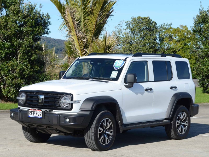 2025 GWM Tank 300 Ultra Diesel 2.4 image 3