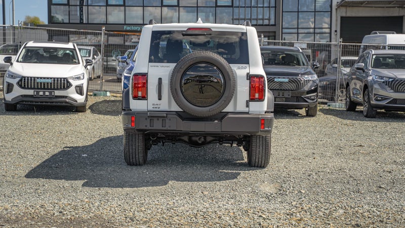 2025 GWM Tank 300 Ultra Diesel 2.4 image 4