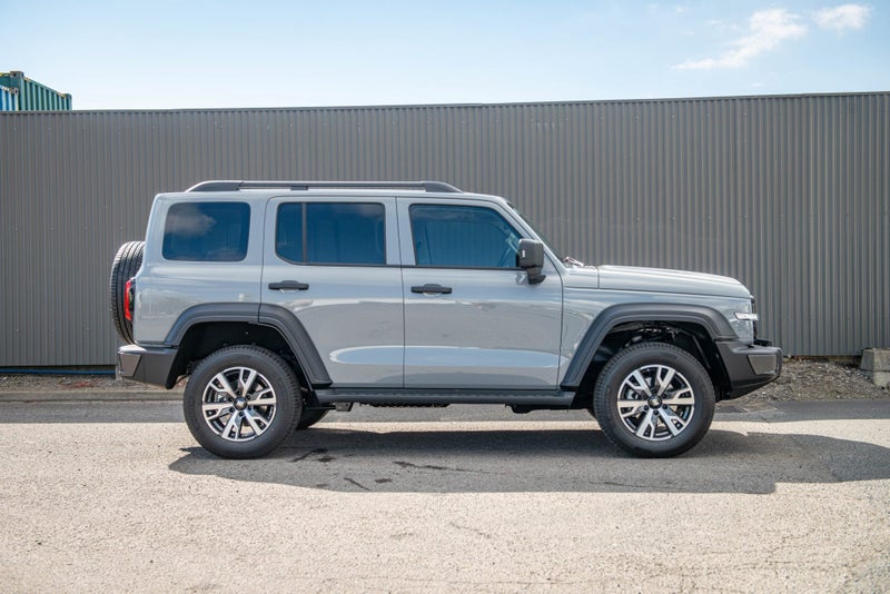 2025 GWM Tank 300 Ultra Diesel 2.4 image 5