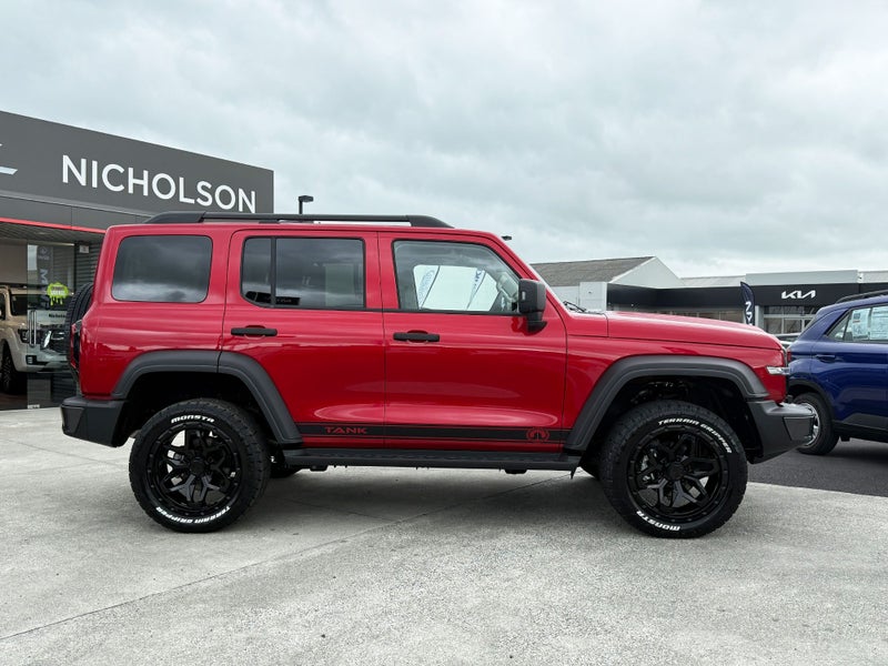 2025 GWM Tank 300 Ultra Diesel 4WD image 3