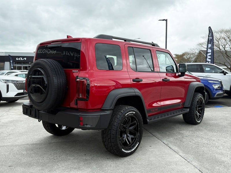 2025 GWM Tank 300 Ultra Diesel 4WD image 4