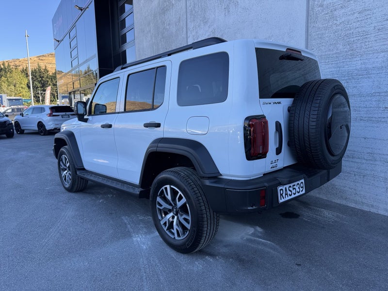 2025 GWM Tank 300 Ultra Diesel 4X4 image 3
