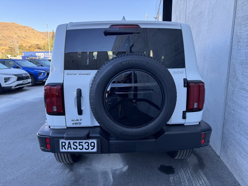 2025 GWM Tank 300 Ultra Diesel 4X4 image 4
