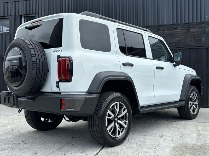 2025 GWM Tank 300 Ultra HEV image 3
