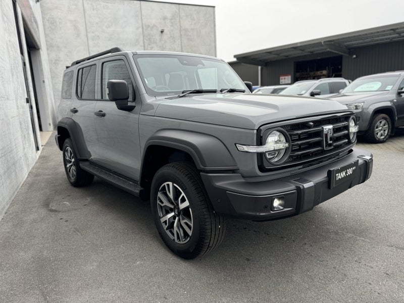 2025 GWM Tank 300 Ultra Hybrid 4x4 image 5