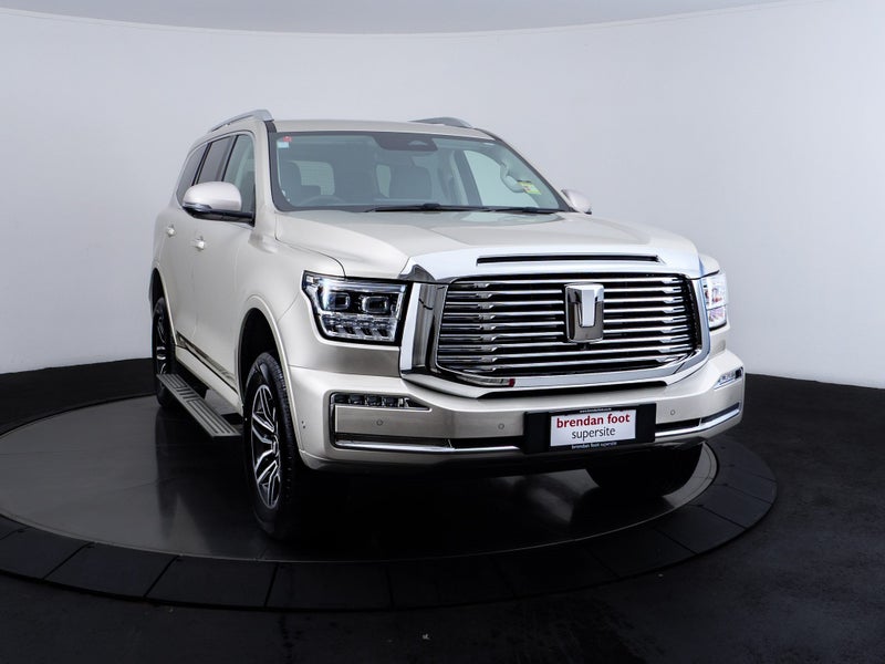 2025 GWM Tank 500 Ultra Auto Hybrid 4x4 7 SEATER image 1