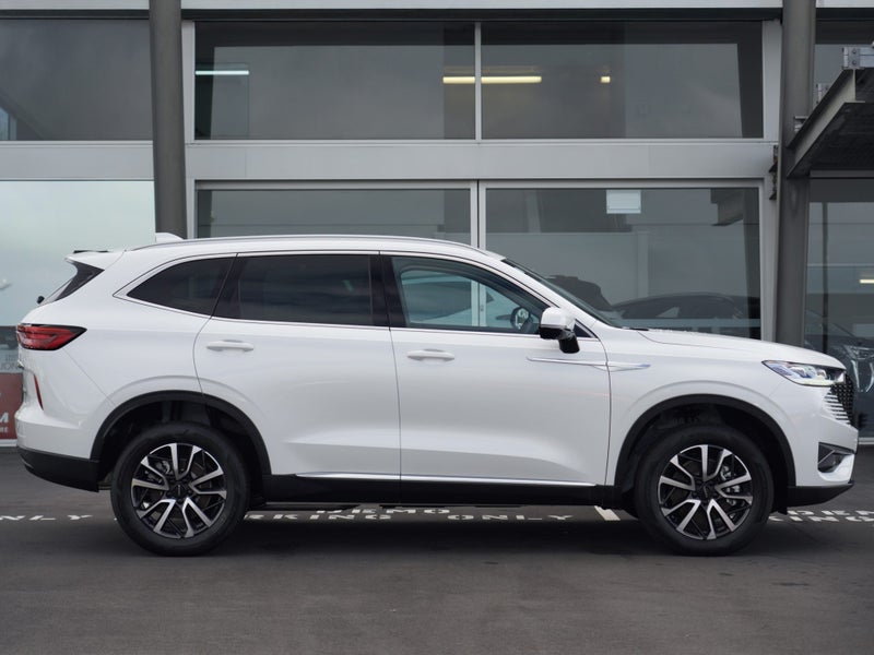 2025 Haval H6 Lux Hybrid 1.5PHT 2WD 5Dr Wagon image 4