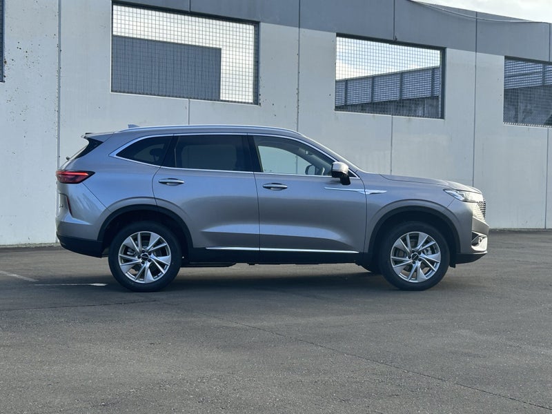 2025 Haval H6 Luxury Hybrid Lux 2Wd Hybrid 1.5P image 2