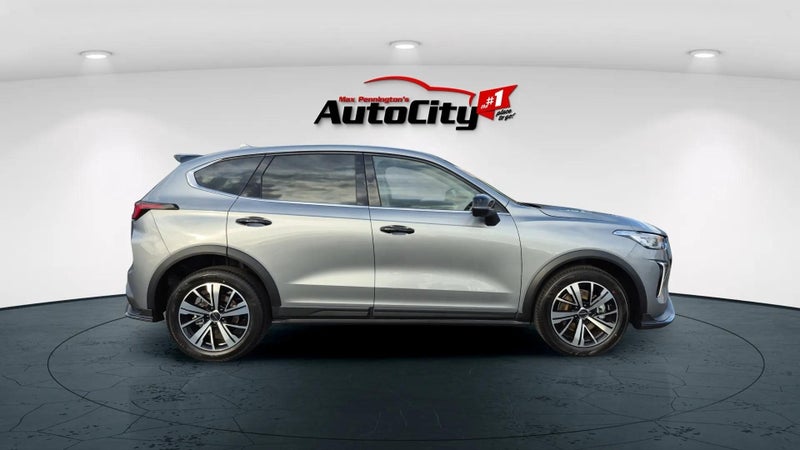 2025 Haval Jolion Lux 2Wd Hev image 2