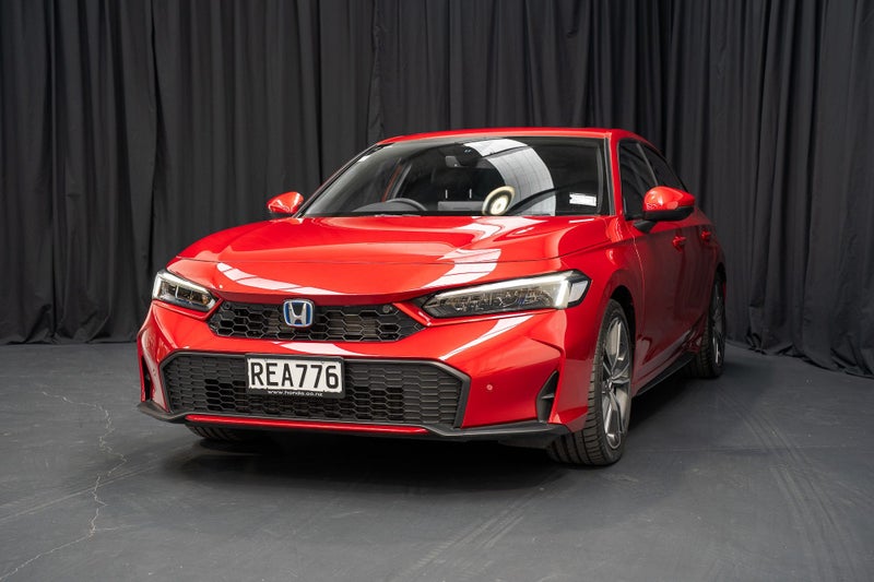 2025 Honda Civic SR Hybrid image 3