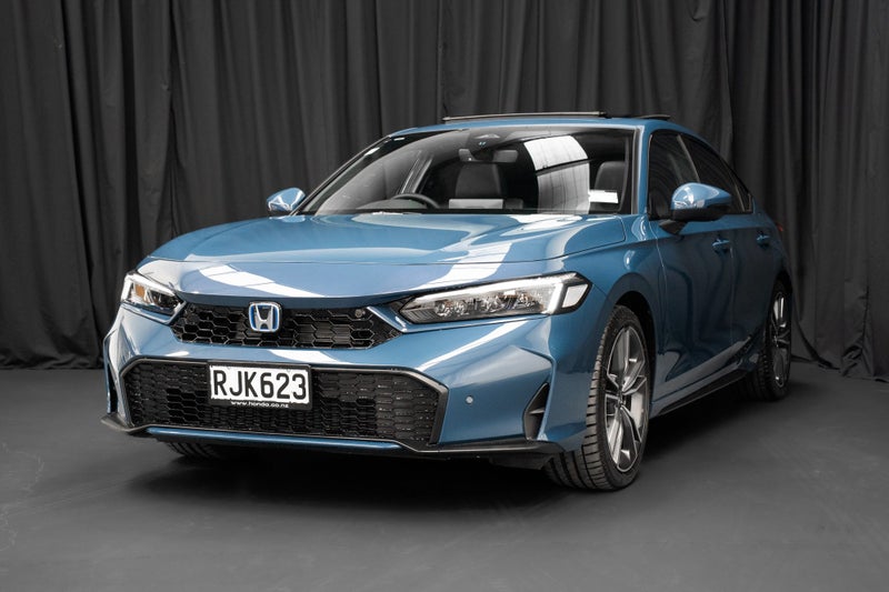 2025 Honda Civic SR Hybrid image 3