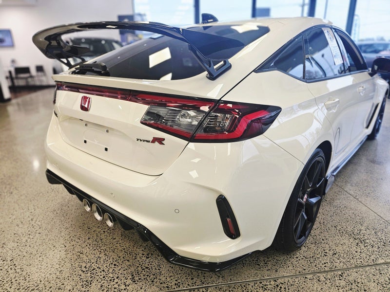 2025 Honda Civic TYPE R 2.0PT/6MT image 3