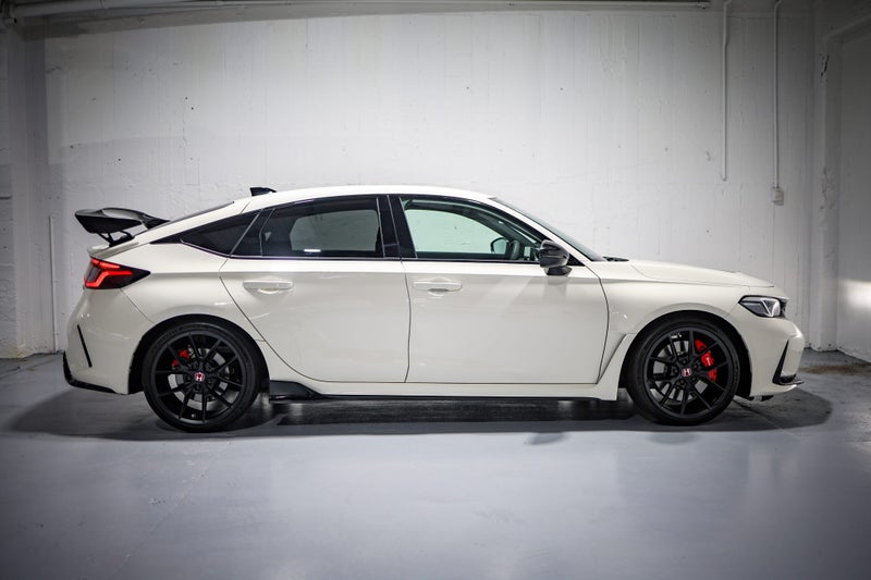 2025 Honda Civic Type R image 3