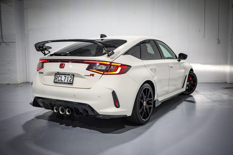 2025 Honda Civic Type R image 4