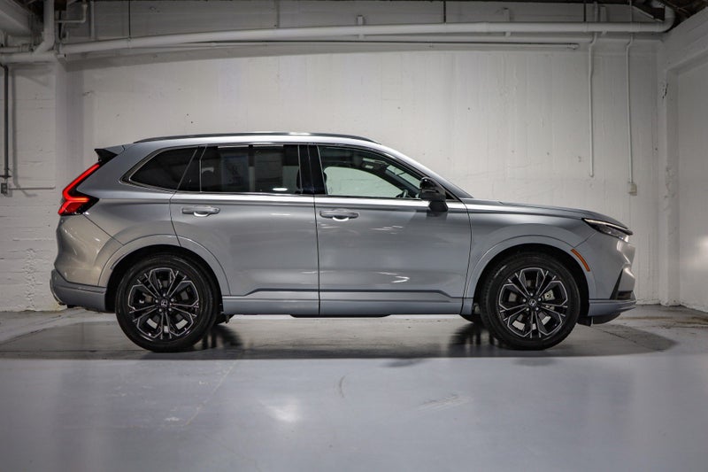 2025 Honda CR-V RS image 3