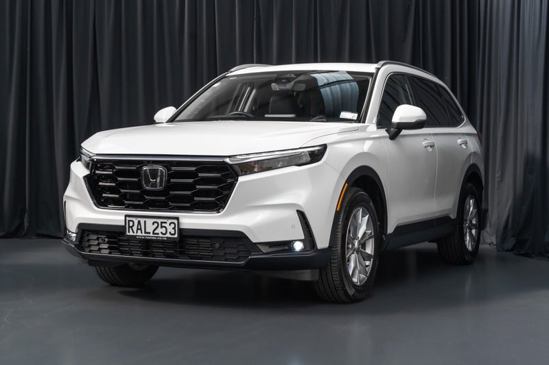 2025 Honda CR-V Sport AWD BSI image 4