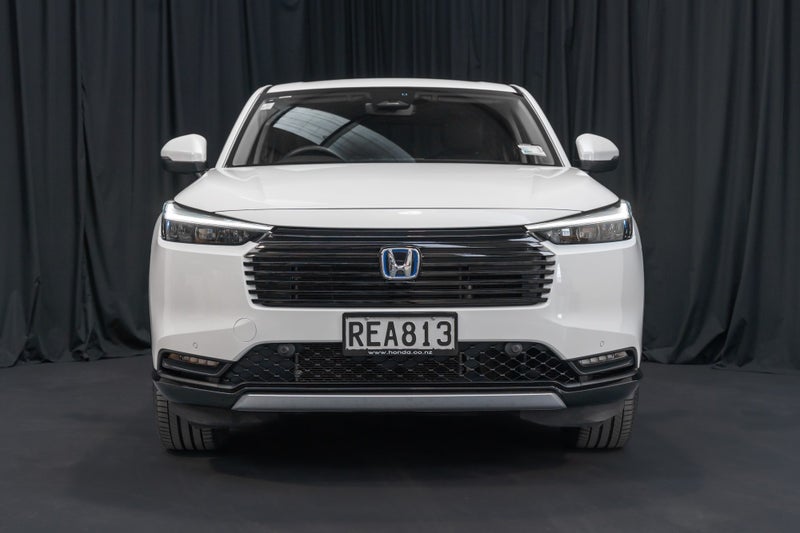 2025 Honda HR-V Hybrid Sport e:HEV image 4