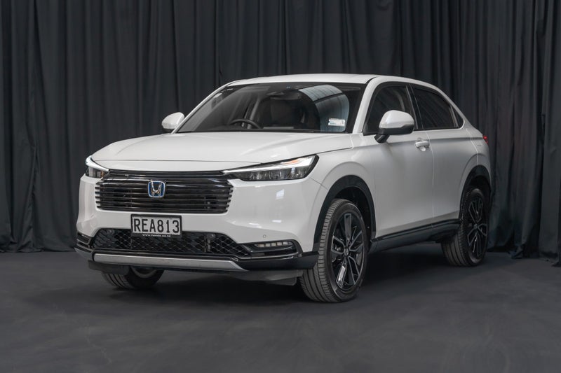 2025 Honda HR-V Hybrid Sport e:HEV image 5