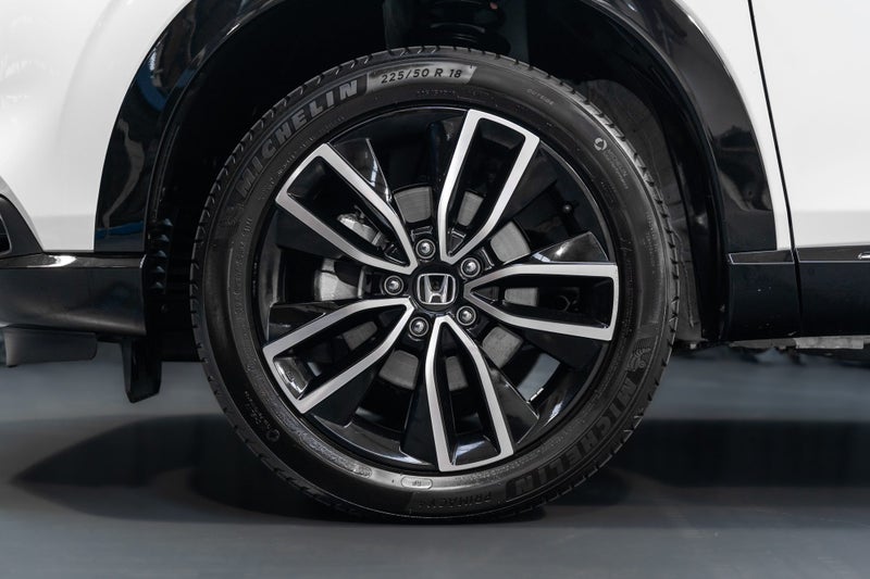 2025 Honda HR-V Hybrid Sport e:HEV image 5