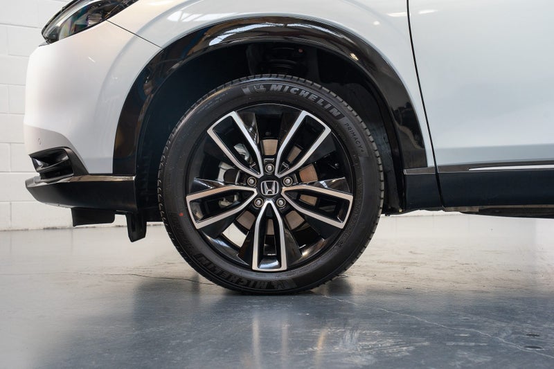 2025 Honda HR-V Hybrid Sport e:HEV image 5