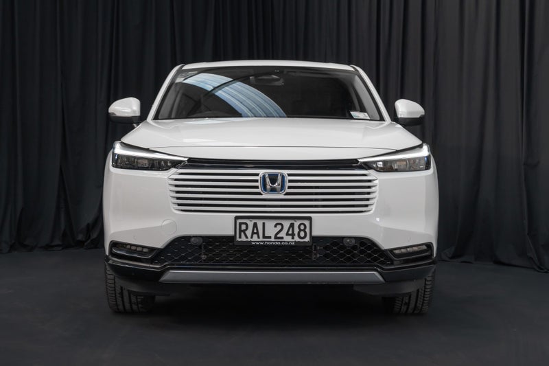 2025 Honda HR-V Hybrid Sport e:HEV image 3