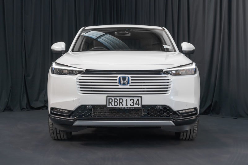 2025 Honda HR-V Hybrid Sport e:HEV image 4