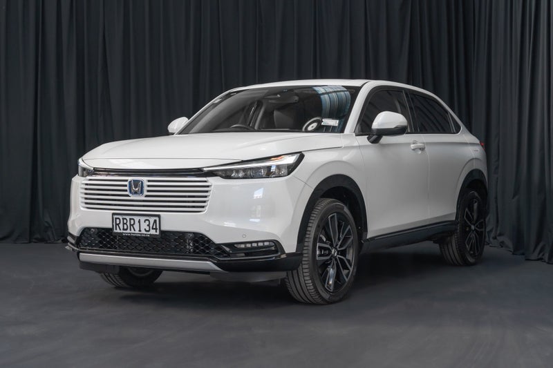 2025 Honda HR-V Hybrid Sport e:HEV image 5