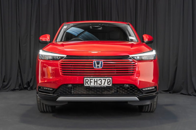 2025 Honda HR-V Hybrid Sport e:HEV image 3