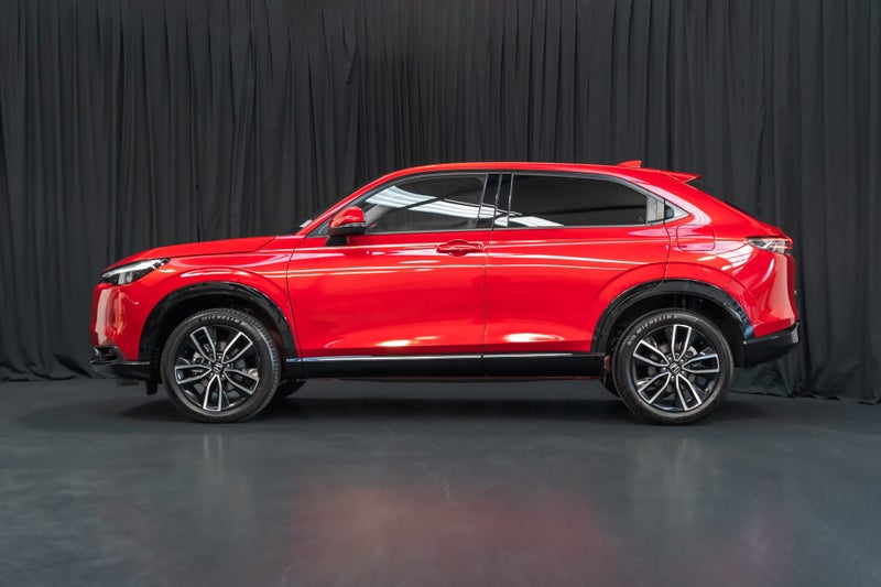 2025 Honda HR-V Hybrid Sport e:HEV image 5