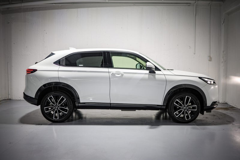2025 Honda HR-V Sport image 3