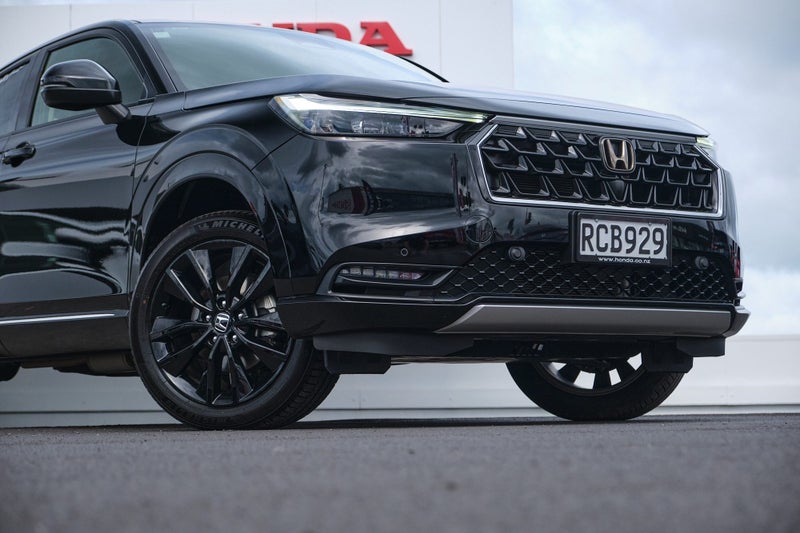 2025 Honda HR-V Sport 1.5Ph image 2