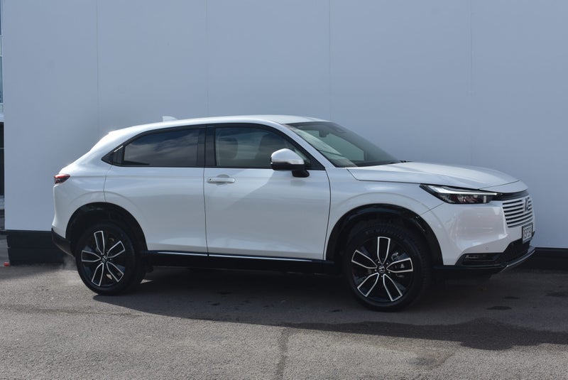 2025 Honda HR-V Sport 1.5Ph image 3