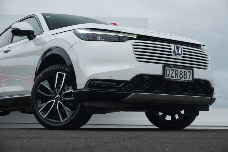 2025 Honda HR-V Sport 1.5Ph image 2