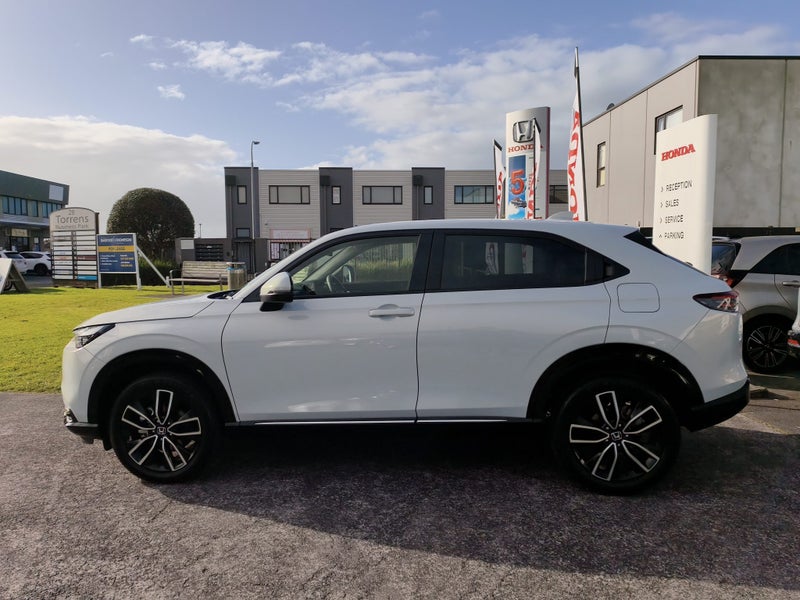 2025 Honda HR-V Sport 1.5Ph image 4