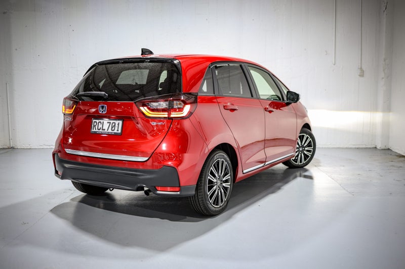 2025 Honda Jazz e:Hev Luxe Sport image 4