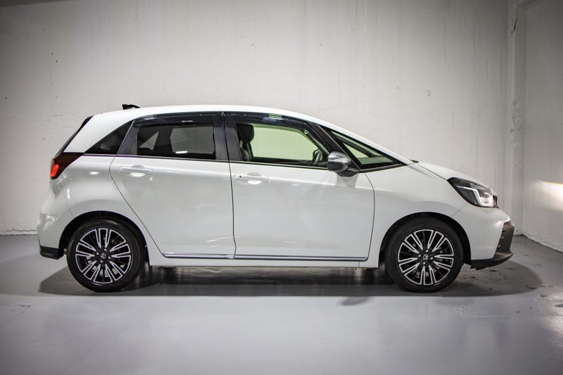 2025 Honda Jazz e:HEV Luxe Sport / Hybrid image 3