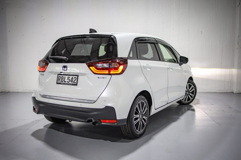 2025 Honda Jazz e:HEV Luxe Sport / Hybrid image 4