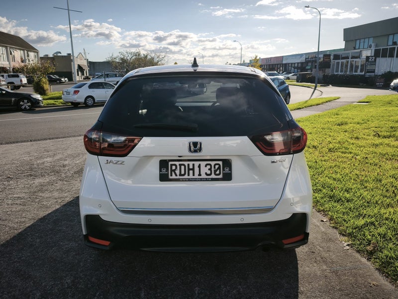 2025 Honda Jazz E:Hev Luxe Sport - HYBRID image 3