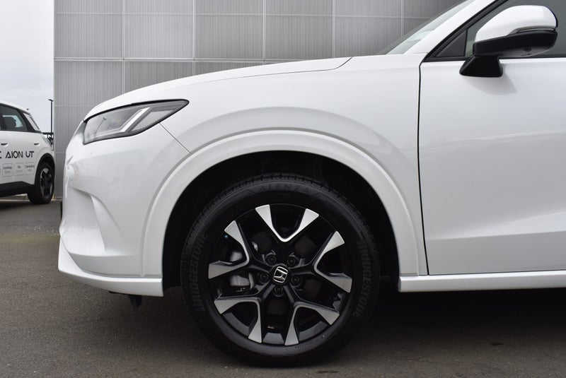 2025 Honda ZR-V SPORT E:HEV **Top Spec**NZ NEW** image 5