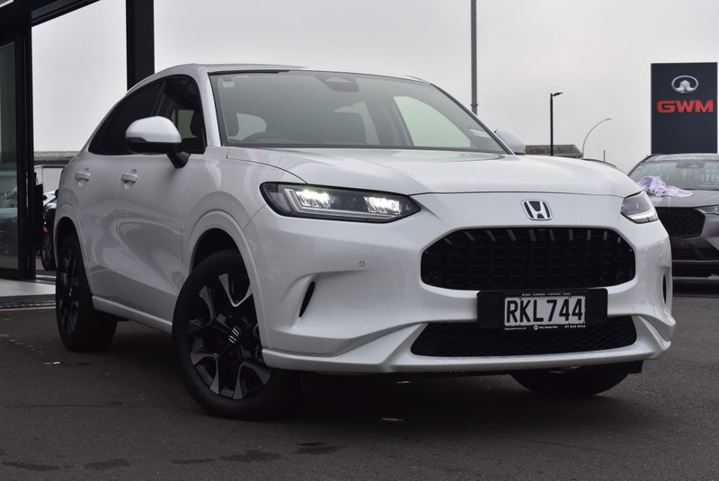 2025 Honda ZR-V SPORT *NON PLUGIN HYBRID* image 4