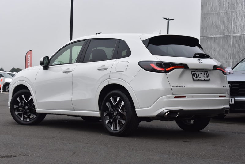 2025 Honda ZR-V SPORT *NON PLUGIN HYBRID* image 5