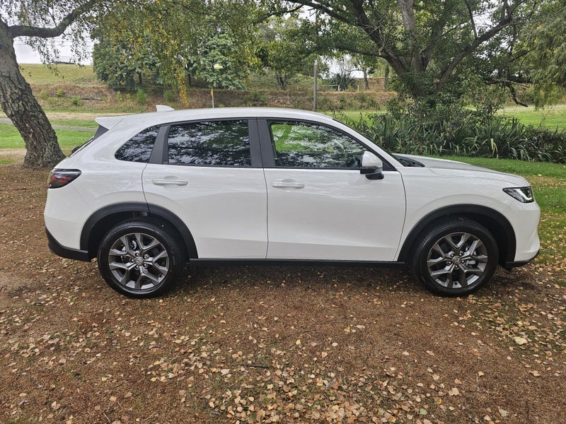 2025 Honda ZR-V ZRV TURBO 1.5PT image 4
