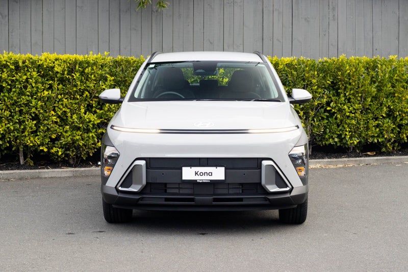 2025 Hyundai Kona Hybrid Active image 4