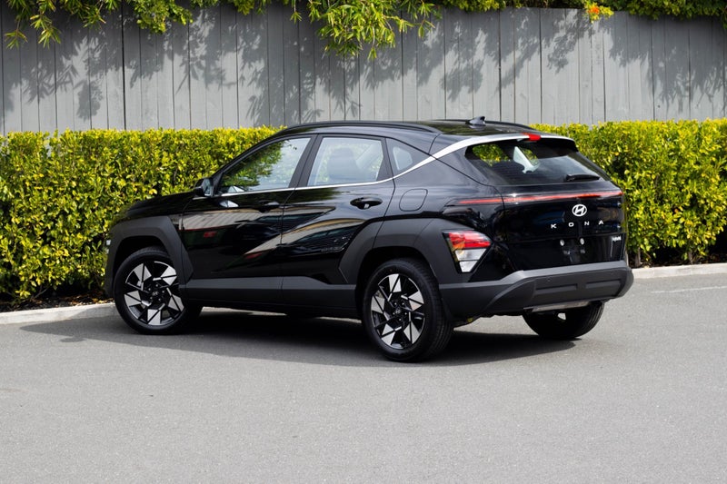 2025 Hyundai Kona Hybrid Active image 4