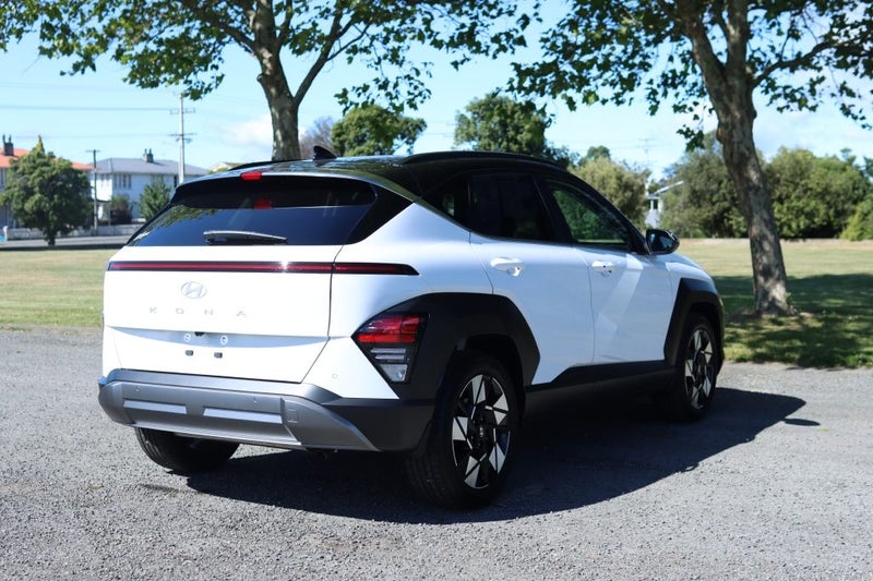 2025 Hyundai Kona SX2 Elite 2.0 IVT image 5