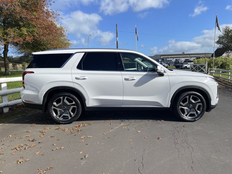 2025 Hyundai Palisade 2.2D Elite AWD 8S image 3